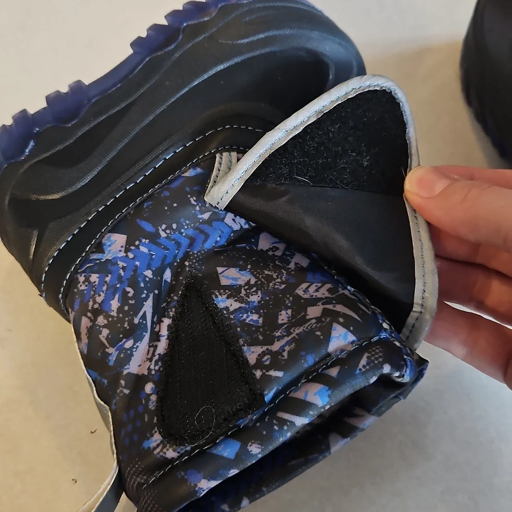 Light Up Snowboots